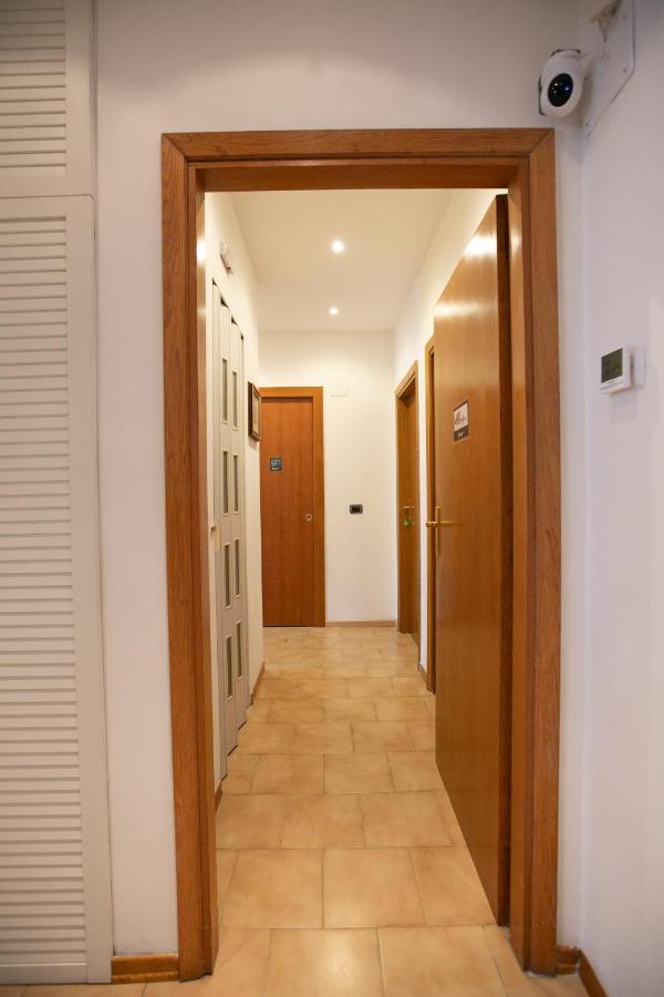 Mirea'S Rooms Ασκόλι Πιτσένο Εξωτερικό φωτογραφία